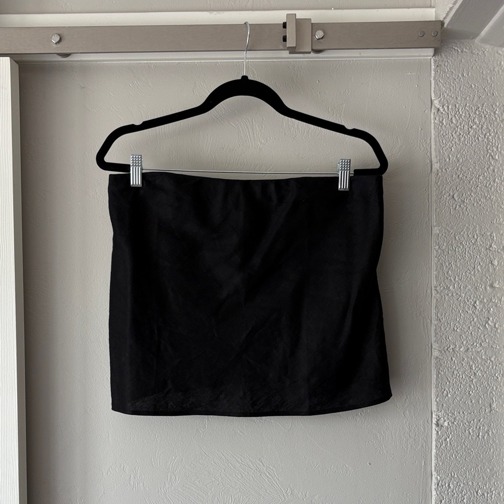 Reformation Classic Black Strapless Bandeau Crop Top